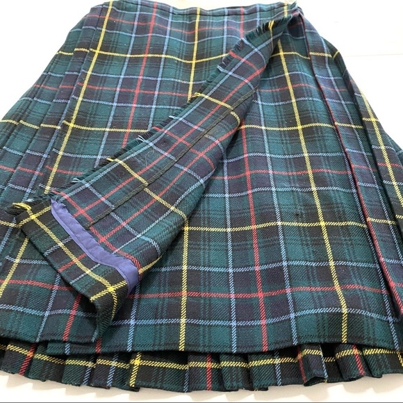 Vintage Tartan Plaid Kilt Skirt and Vtg Trifari Safety Pin Girls S-M 22" Retro - Picture 7 of 15